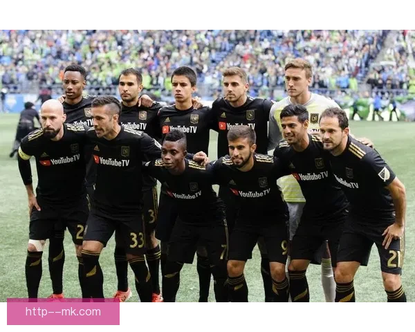 洛杉矶FC重磅引援吉鲁与洛里加盟助力球队冲击新赛季荣耀