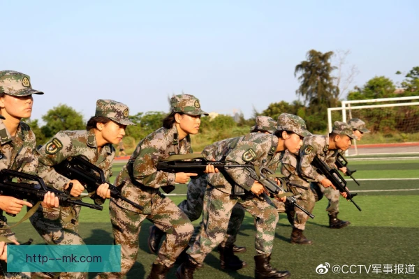 李龙大战术职责变化，从终结者转向组织核心